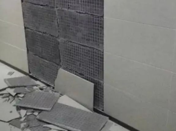 宁国瓷砖空鼓维修公司分享下宁国墙砖松动维修的知识
